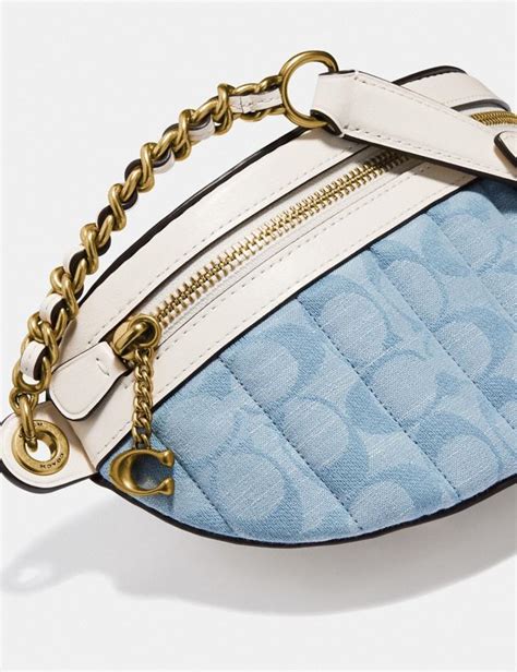 Chain Belt Bag In Signature Chambray With Quilting - COACH