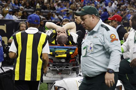 Chain crew member dislocated his knee during Lions-Saints game