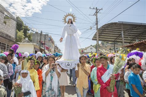 Chains and pain: How one Mexican town celebrates Holy Week