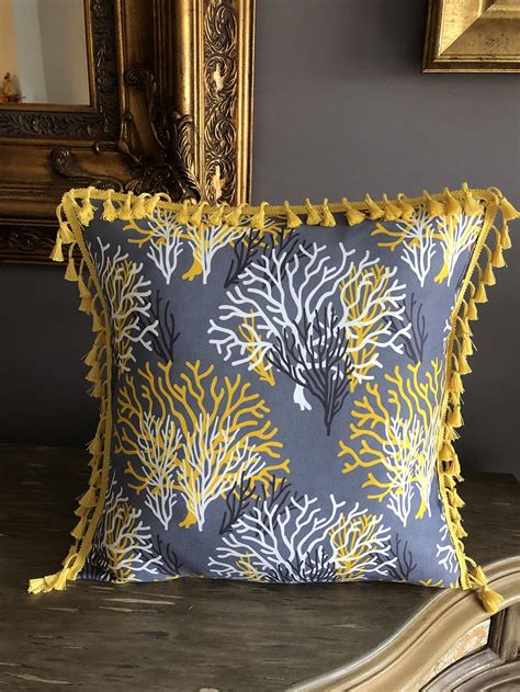 Chalk Paint Yastık Kılıfı, Süsleme Organizasyonları, Yılbaşı Ağaç.
