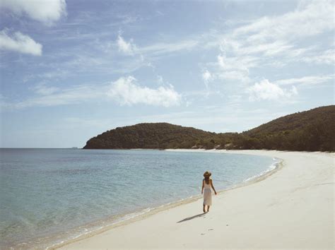 Chalkies Beach, Haslewood Island - Whitsunday Escape™