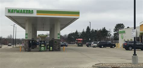 Reviews on 24 Hour Gas Station in Champaign, IL - Mach