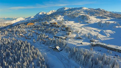 Chamrousse station location ski