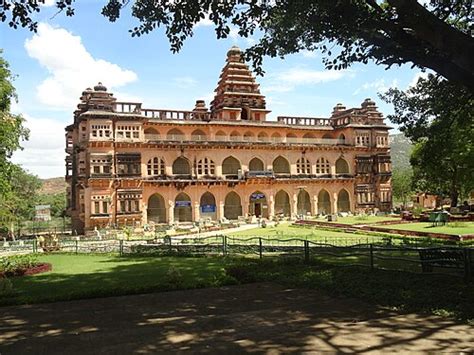 Chandragiri - Wikipedia