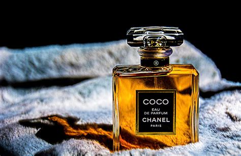 Chanel #5 strain. Enter the world of CHANEL and discover the latest in Fashion & Accessories, Eyewear, Fragrance, Skincare & Makeup, Fine Jewellery & Watches. 