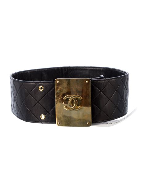 Chanel 2021 belts.  Interlocking CC Logo, Quilted Pattern &amp; Chain-L...