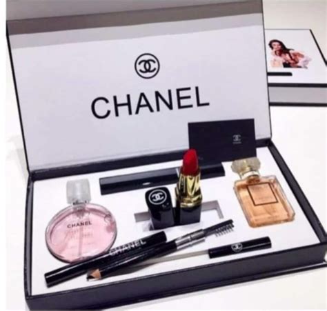 Chanel Gifts