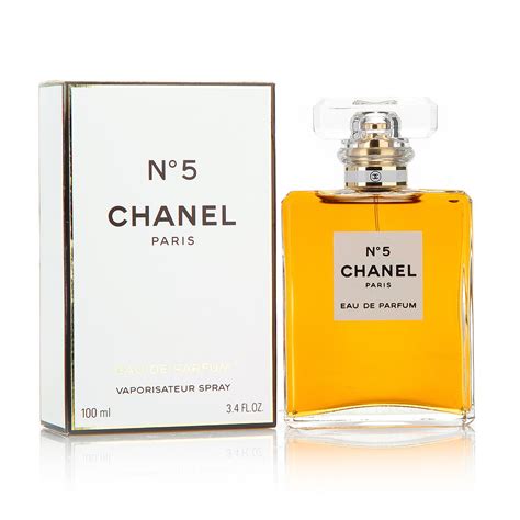 Chanel fragrance no 5. N°5 L'EAU features dynamic, crisp top notes of Lemon, Mandarin and Orange. The emblematic heart of the bouquet unfolds with May Rose, Jasmine and Ylang Ylang. Behind this floral whirlwind lies the vibrant echo of cedar accompanied by soft and cottony musk notes. Fragrance Family. Fresh; Key Notes. May Rose; Citrus Accord 
