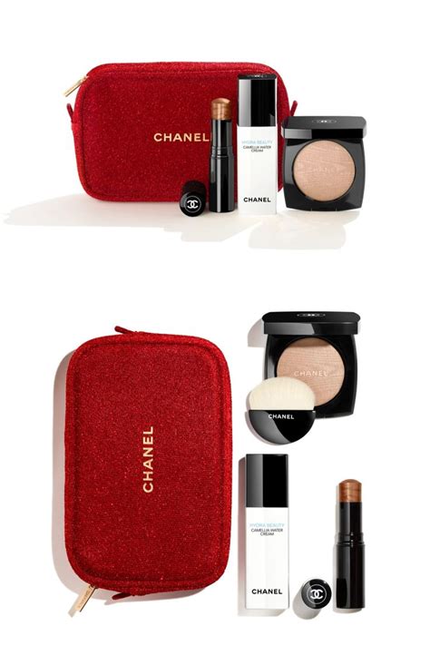 Chanel holiday gift set 2023. NEW Chanel 2023 Holiday Gift Set/Always Brilliant Lip Gloss Trio Cosmetic BAG Boutique $250 Size: OS CHANEL all_couture. 8. 💖 Chanel Stay Polished Holiday Gift Set - New - metallic tweed bag NWT $195 $199 Size: OS CHANEL derbygirl7. 7. Chanel Leau de mousse full size brand new ... 