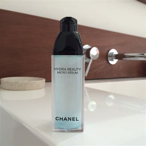 Chanel hydra beauty micro serum. hydra beauty micro sÉrum intense replenishing hydration ref. 143180 from ₹ 8,950 * View details 