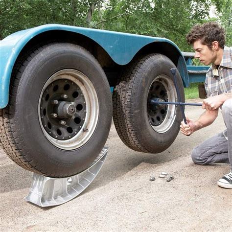 Change a Tire: Two Jacks Make it Easy (DIY)