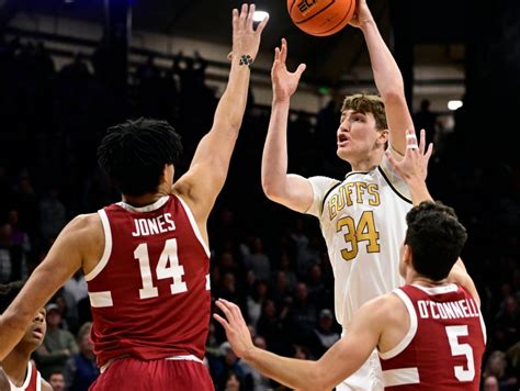 Change begins: CU Buffs center Lawson Lovering reportedly headed to transfer portal