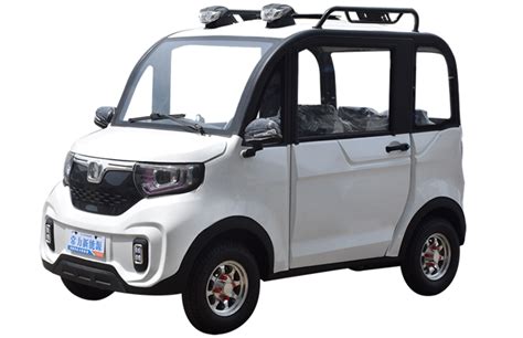 Changzhou Xili Car Industry, comercializa en China y en distintos países. Desde 1996, cuando se fundó, se especializan en la construcción de triciclos y vehículos pequeños. El auto tiene una velocidad máxima de 30 kilómetros por hora, con un motor eléctrico que rinde apenas 1,5 caballos de potencia.. 
