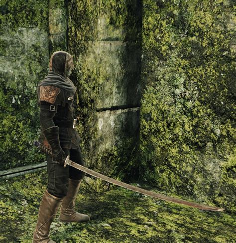 Dark Set is an Attire or Armor in Dark Souls 2. Armor sets do not provide specific benefits, so players are free to mix and match their preferred parts to optimize their Builds. " Mask/Armor/Gauntlets/Leggings of a knight subsumed by dark. No one knows the true identity of these men who are said to freely manipulate dark.. 