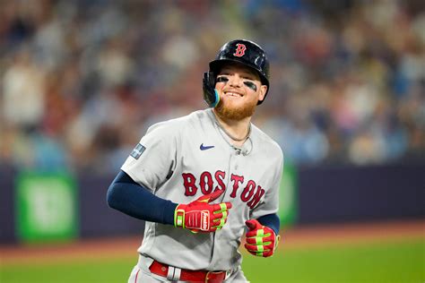 Chaotic from start to finish, Alex Verdugo’s Red Sox tenure ends in trade to Yankees