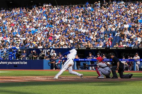 Chapman hits walkoff double to complete Blue Jays sweep of Red Sox