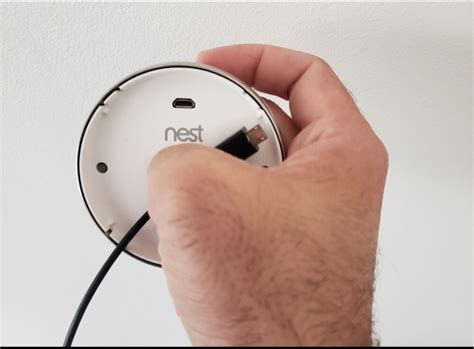 Nest thermostat’s battery life is more than 10 years. Nest ther