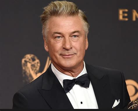 Charge to be dropped in Alec Baldwin movie set shooting