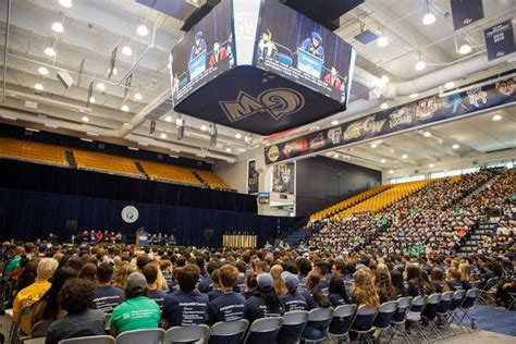 Charles E. Smith Center - Wikiwand