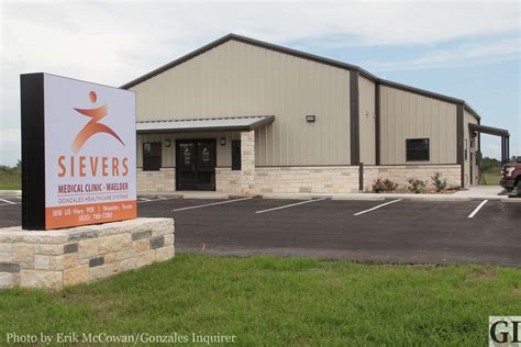 Charles Norris - Waelder Medical Clinic, Waelder, Texas