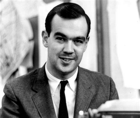 Charles Kuralt was born on 10 September 1934 in Wilmington, North Carolina, USA. He was a writer and actor, known for CBS News Sunday Morning (1979), CBS Evening News with Walter Cronkite (1962) and Gauguin in Tahiti: The Search for Paradise (1967). He was previously married to Suzannah Folsom "Petie" Baird and Jean Sory Guthery. He died …