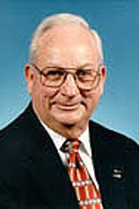 Charles siler. Profession. Charles Siler (b. June 30, 1929) was a Republican member of the Kentucky House of Representatives. He represented the 82nd District from 1985-90 and from 1995-2011. Siler is Director of the Williamsburg National Bank. He previously served as Chief Operating Officer for the Adantz Mental Health District from 1991-1994, and was in the ... 