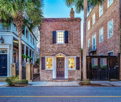 Charleston sc houses. The carriage house is 2 BR / 1 Bath. Easily walkable to MUSC, Roper Hospital, College of Charleston, Ashley Hall, and historic downtown shops, restau. $1,700,000. 6 beds 4 baths 3,314 sq ft 4,791 sq ft (lot) 6 Doughty St, Charleston, SC 29403. ABOUT THIS HOME. Carriage House - Charleston, SC home for sale. 