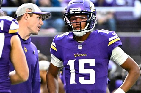 Charley Walters: Dobbs still gives Vikings their best chance to win