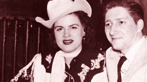She soon married Charles Dick. The couple had two children together, daughter Julie and son Randy. ... Best Known For: Patsy Cline was a celebrated country singer best known for her crossover hits ...