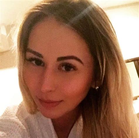 Charlotte Alexander Instagram Shiraz