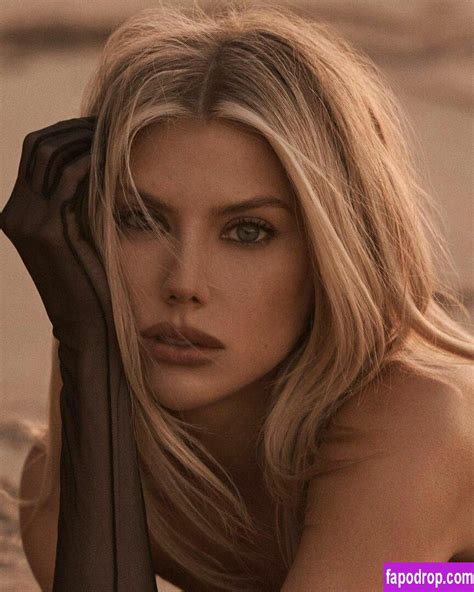 Charlotte mckinney leaked. PHOTOS: Charlotte McKinney's Sexiest Pics . The 23-year-old former Dancing With the Stars competitor, who wore her hair up and protected her eyes with a pair of dark shades, rocked a tiny black ... 