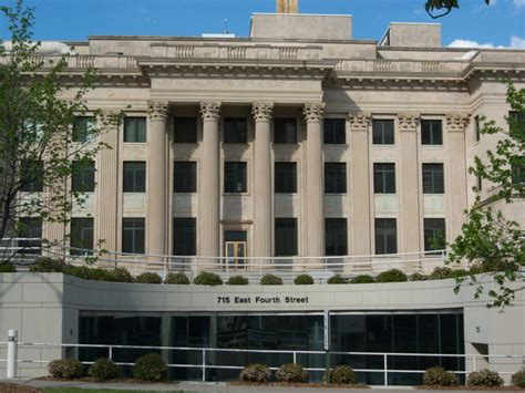 Charlotte meck courthouse. To apply, please submit a letter of interest, along with an application and resume, by mail, fax, or email to: Community Access and Outreach Division. 832 East Fourth Street - Suite 4420. Charlotte, NC 28202. Fax: (704) 686-0340. Email: Mecklenburg.CAO@nccourts.org. Allows qualified undergraduate, graduate, and law students to obtain academic ... 
