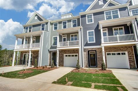 Charlotte nc townhomes for sale. Browse real estate in 28273, NC. There are 97 homes for sale in 28273 with a median listing home price of $405,000. ... Townhomes Charlotte. Multi-family homes Charlotte. Mfd/mobile homes Charlotte. 