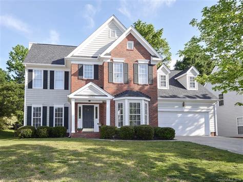 Charlotte north carolina zillow. Zillow has 785 homes for sale in North Carolina matching Farmhouse. View listing photos, review sales history, and use our detailed real estate filters to find the perfect place. 
