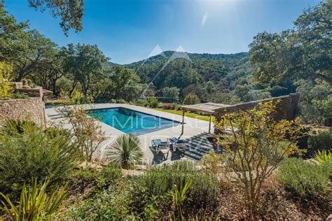 Charming Bastide with stunning view - Green-acres.fr