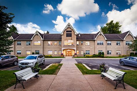 Chartwell Anne Hathaway Retirement Residence - Comfort Life