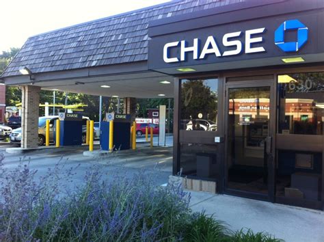 Nov 5, 2023 · This year, Chase closed the bar’s account, plus 