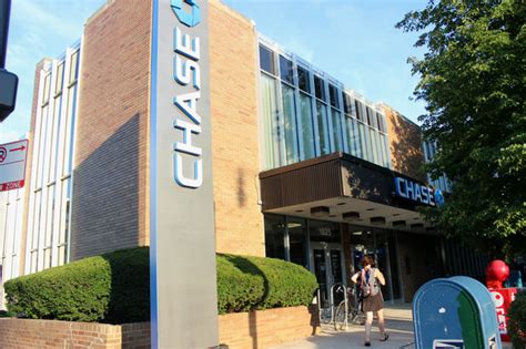 Find Chase Bank Locations, Hours & Phone Numbers in Chicago, Illinois. Bank Locations ; Chase ×; Illinois; Chicago ×; Branch Only Name Address Phone Phone; Chase 3731 North Clark ATM: 3731 N Clark St: Chase 77 West Wacker ATM: 77 W Wacker Dr: Chase Advocate Health Illinois Masonic Medical ATM: 836 W Wellington Ave: Chase …. 