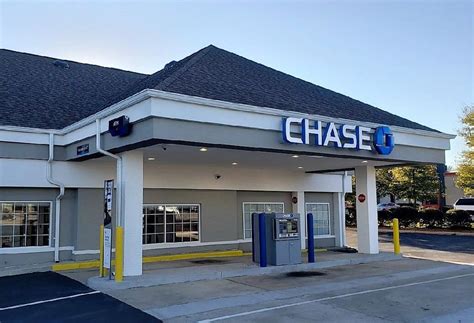 Chase Bank has 7 offices in Greenville, South Carolina. Fi