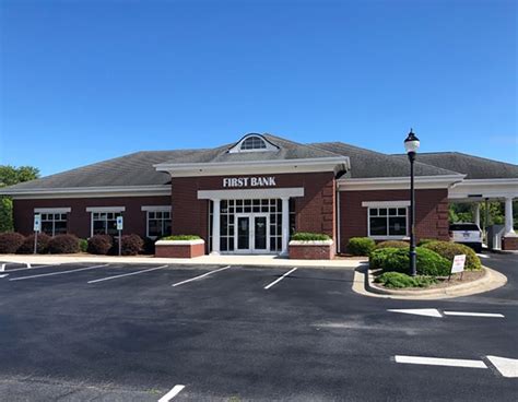 Southern Bank in Morehead City, NC 28557. Advertisement. 5007 Executive Dr Morehead City, North Carolina 28557 (252) 222-3002. Get Directions > 4.3 based on 22 votes .... 