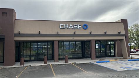 Chase Branch with ATM. Address 1432 W San Carlos St, Ste 90. San Jose, CA, US, 95126. View Location. J. Chase Bank. 3.54 Miles. Chase Branch with ATM. Address 598 E El Camino Real.. 