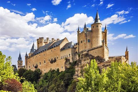Chateau of spain. The Spanish Royal residences include the largest Renaissance building, one of the oldest castles in Europe, and several UNESCO World Heritage Sites. Dive into the rich Royal history of Spain by visiting these historic palaces with grand art collections, gardens inspired by the French court, and architecture styles ranging from Baroque to ... 