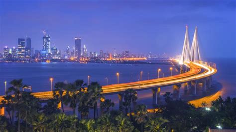 Cheap Flights from Hyderabad to Mumbai