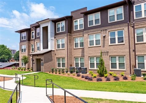 Find apartments for rent at Solis Gainesville from $1,480 at 1100 Rea Dr in Gainesville, GA. Solis Gainesville has rentals available ranging from 643-1415 sq ft.. 