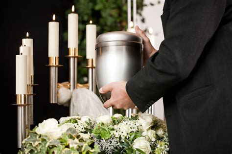 Cheap cremation. Advantage Cremation Care of Greater Cincinnati is the most affordable cremation in Cincinnati. We own and operate our own cremation center to provide you ... 