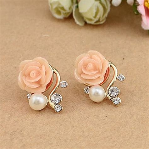Cheap earrings. Find over 70,000 results for cheap earrings for women on Amazon.com. Browse by price, size, color, pattern, material, brand, and customer rating to find your perfect pair of … 