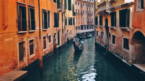 Cheap flights from Venice (VCE) to Treviso (TSF) - Expedia.com