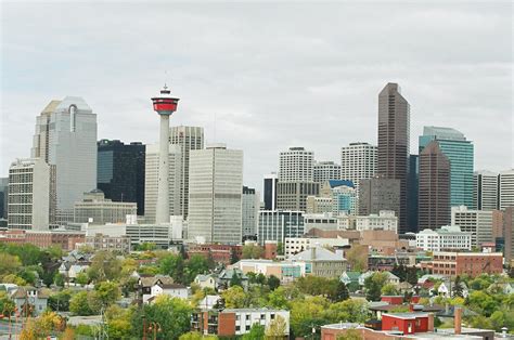 Cheap flights to calgary canada. Find flight deals to Calgary (YYC) with Air Canada, certified with a four-star ranking by Skytrax. Find the best offers and book today! 