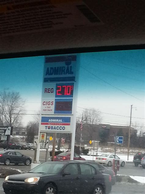 Gas Prices in Rochester, Michigan: 47.00 miles