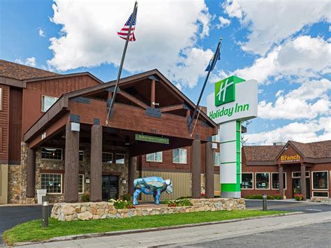Cheap hotels near yellowstone national park. When it comes to exploring the natural wonders of the United States, there’s no better way to start than by visiting the national parks scattered throughout the country. The wester... 